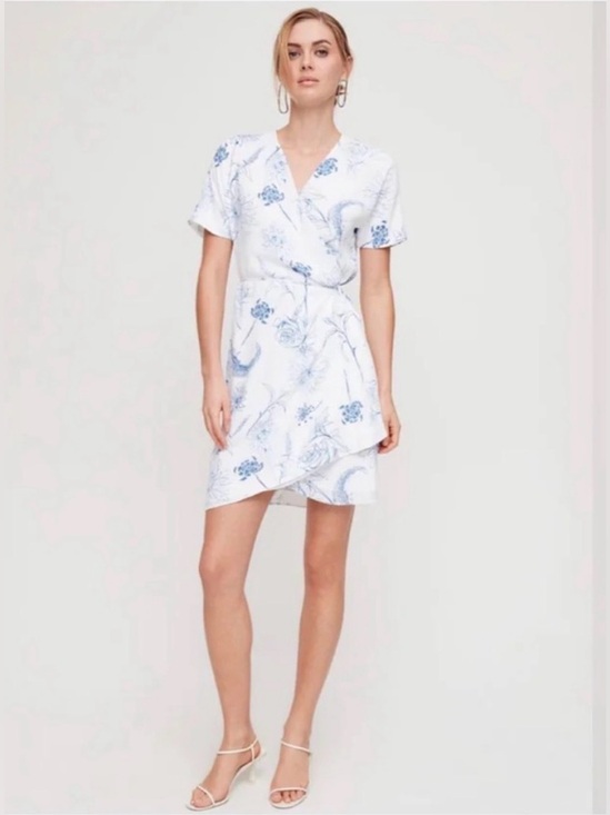 Babaton Dresses & Skirts - BABATON Wallace Wrap Dress